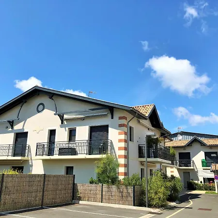 فيلة 7 Maison Mitoyenne Moderne Quartier Aiguillon